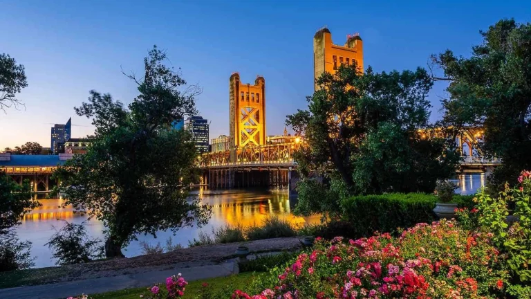 Tower Bridge, Sacramento.