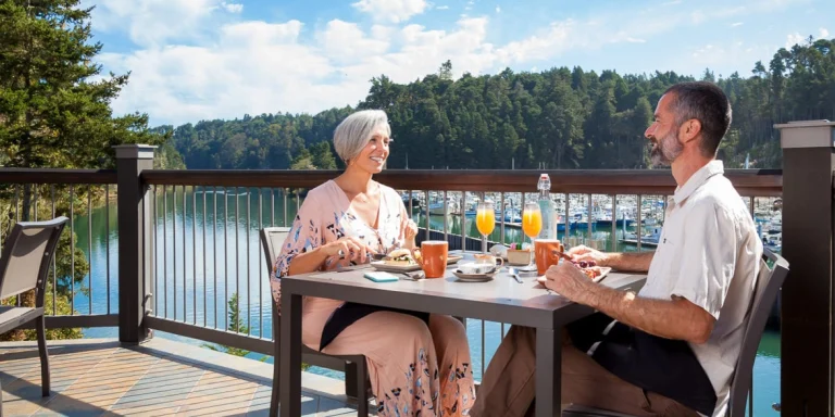 HarborView Bistro & Bar