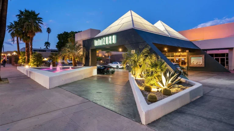 Hotel Zoso Palm Springs, a dog-friendly hotel in Palm Springs, California