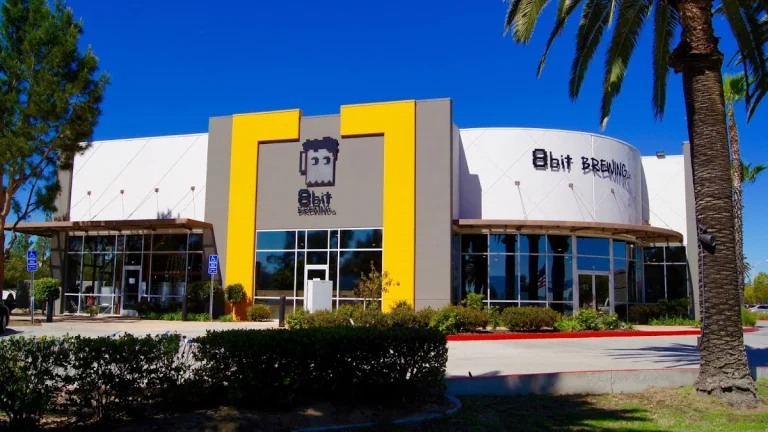 8 Bit Brewing Company, a dog-friendly restaurant in Murrieta, California