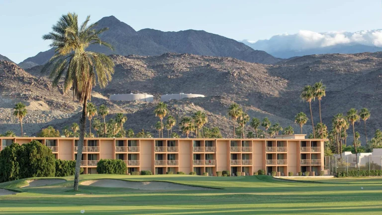 WorldMark Palm Springs, a dog-friendly hotel in Palm Springs, California