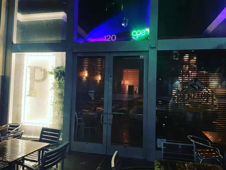 Penelope Bar & Lounge, a dog-friendly bar in Oakland, California