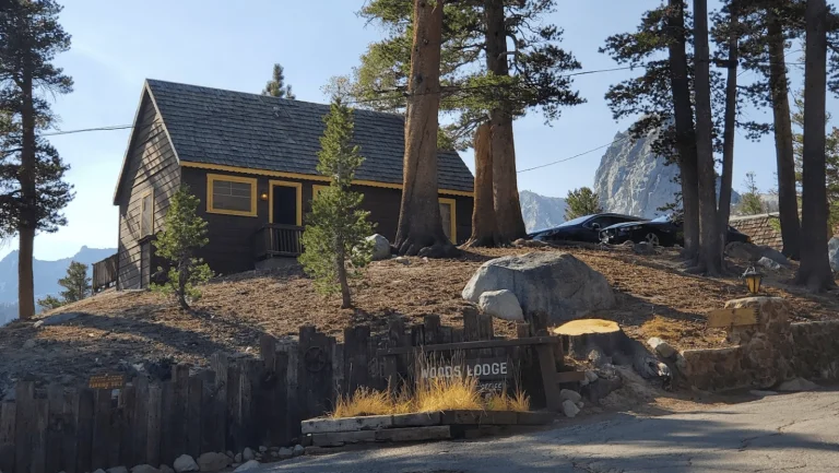 Woods Lodge