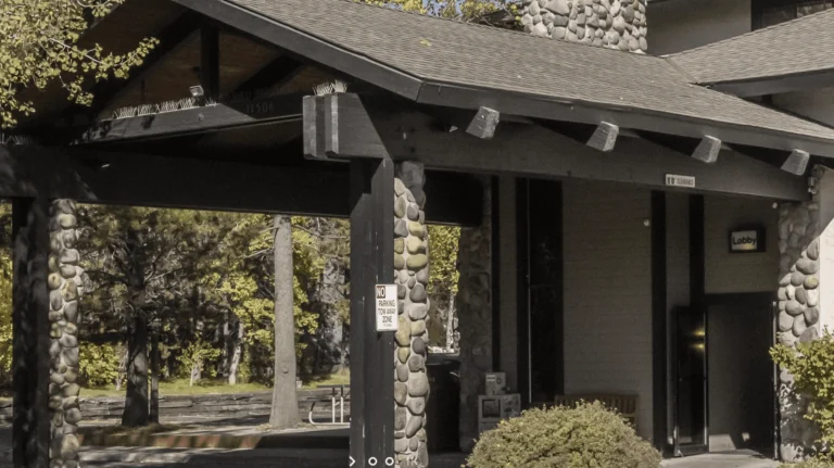 Inn At Truckee