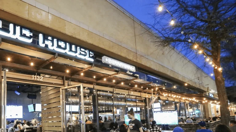 Public House Downtown