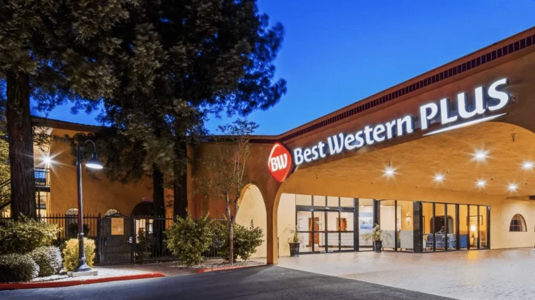 Best Western Plus Heritage Inn