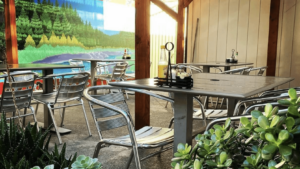 Avenue Cafe patio seating