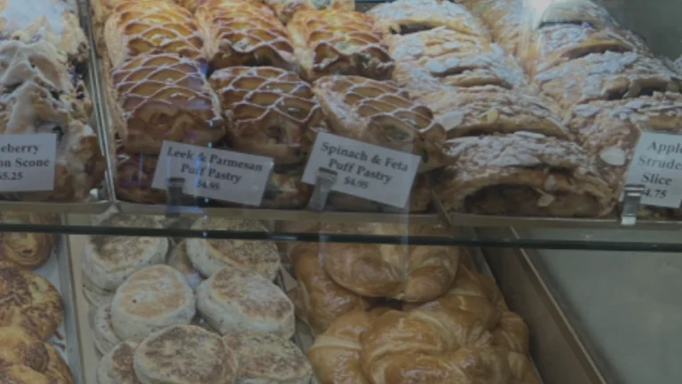 Tahoe House Bakery & Gourmet, a dog-friendly coffee shop in Tahoe City, California