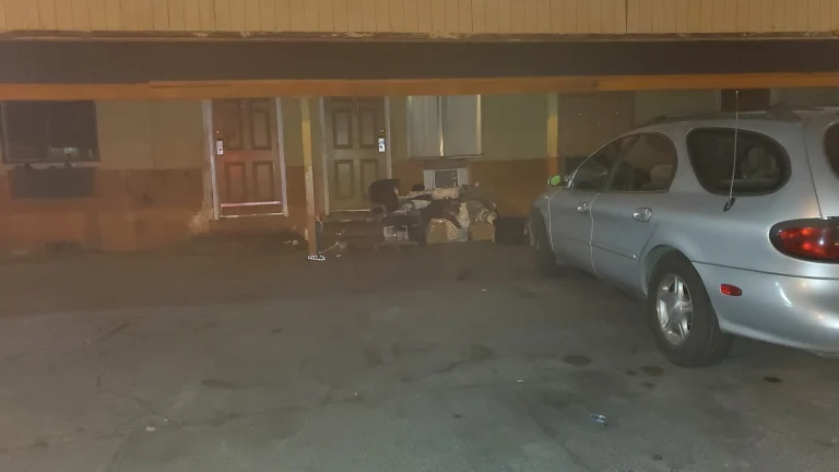American Budget Inn and Suites