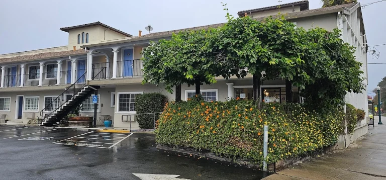 Bay Front Inn