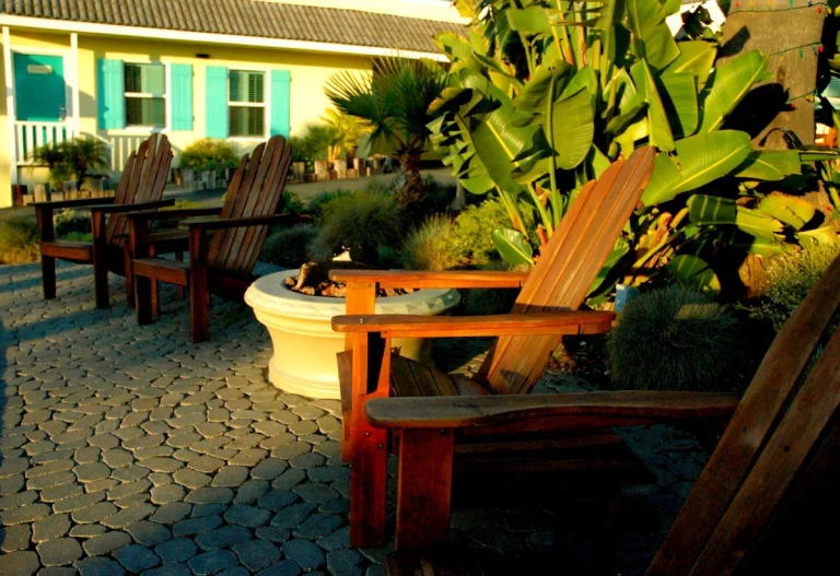 Beach Bungalow Inn and Suites