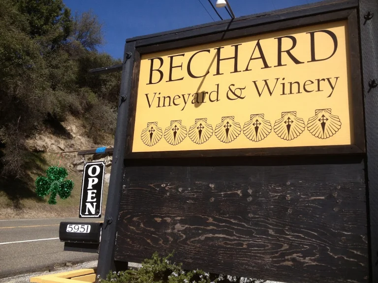 Bechard Vineyards, Somerset
