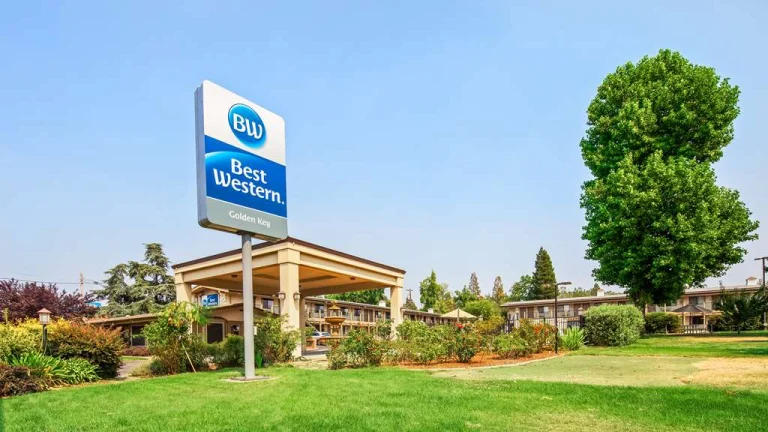 Best Western Golden Key, a dog-friendly hotel in Auburn, California