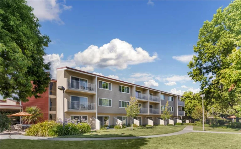Best Western Garden Court, a dog-friendly hotel in Fremont, California