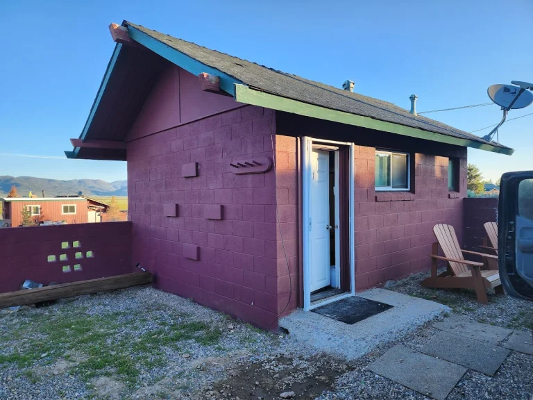 Big Meadow Lodge, a dog-friendly restaurant in Bridgeport, California