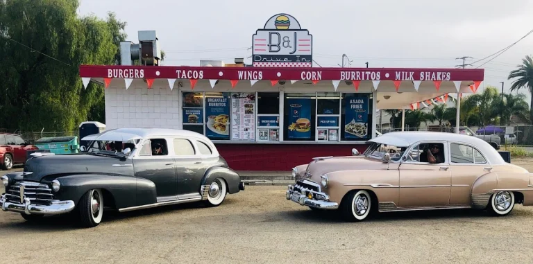 B&J Drive - In, a dog-friendly restaurant in Ventura, California