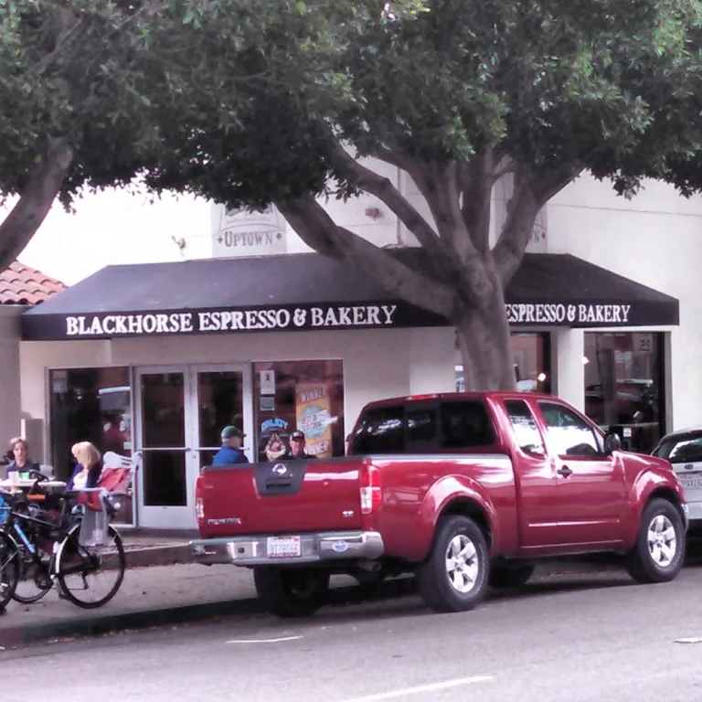 Black Horse Espresso & Bakery