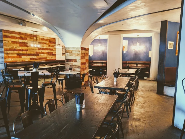 Blue Cow Kitchen & Bar, Los Angeles