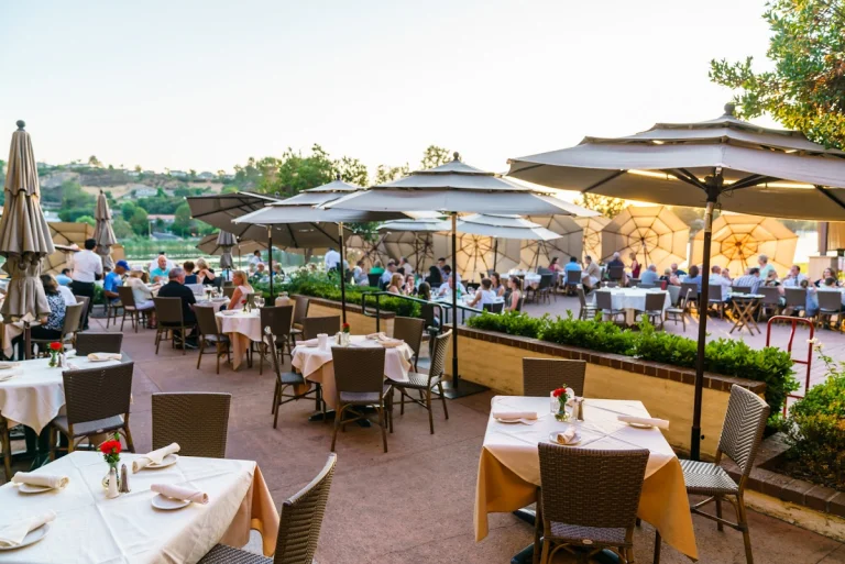 Boccaccio's, a dog-friendly restaurant in Westlake Village, California