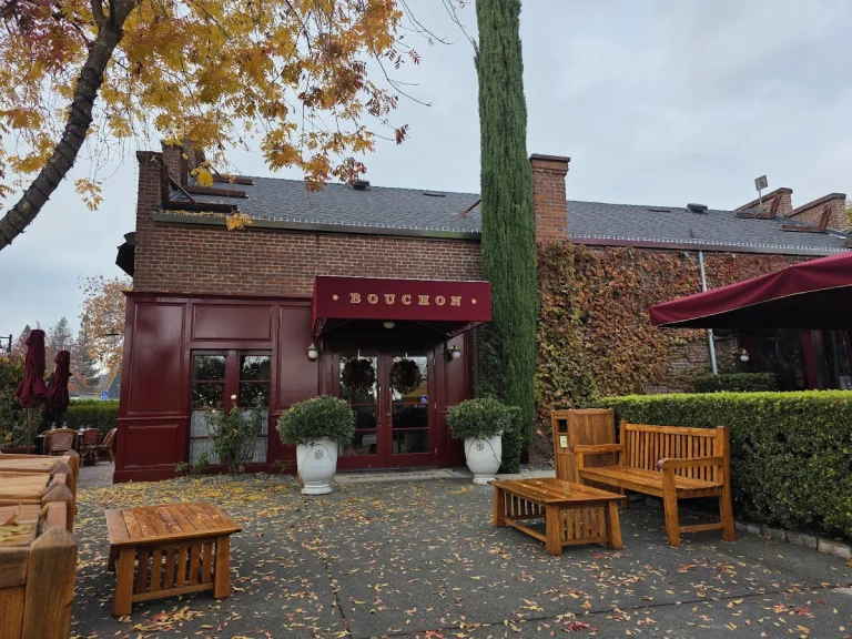 Bouchon Bakery, a dog-friendly coffee shop in Yountville, California
