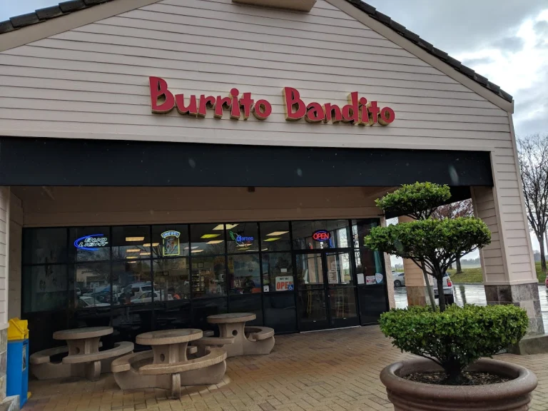 Burrito Bandito West, a dog-friendly restaurant in Redding, California
