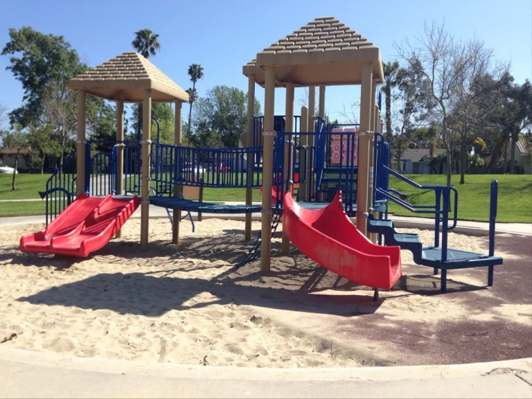 Canyon Park, a dog-friendly park in Costa Mesa, California