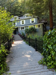 CazSonoma Inn