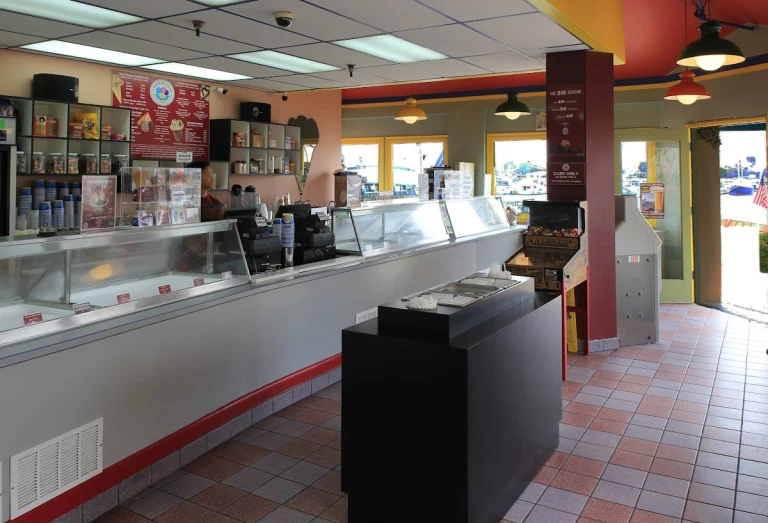 Coastal Cone Waffle Company, a dog-friendly restaurant in Ventura, California
