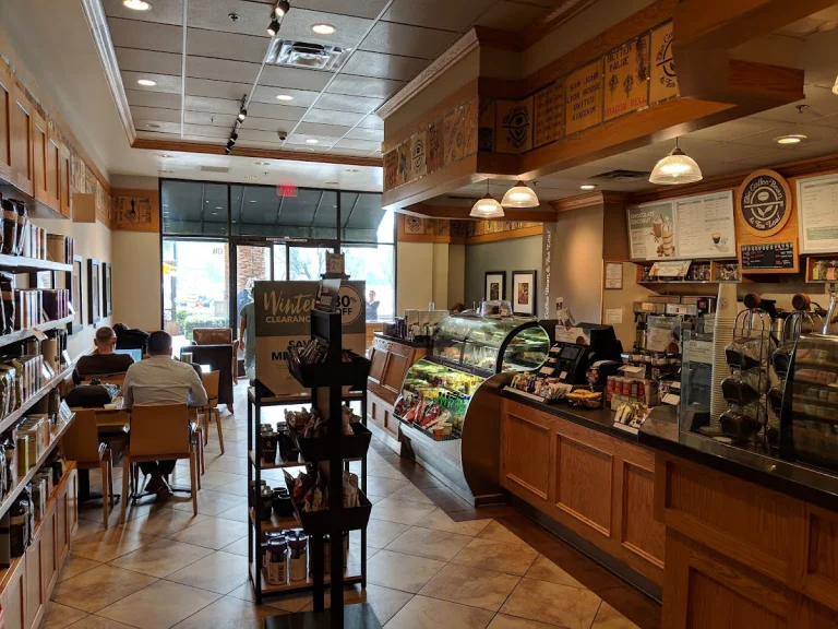 Coffee Bean & Tea Leaf, Newport Beach