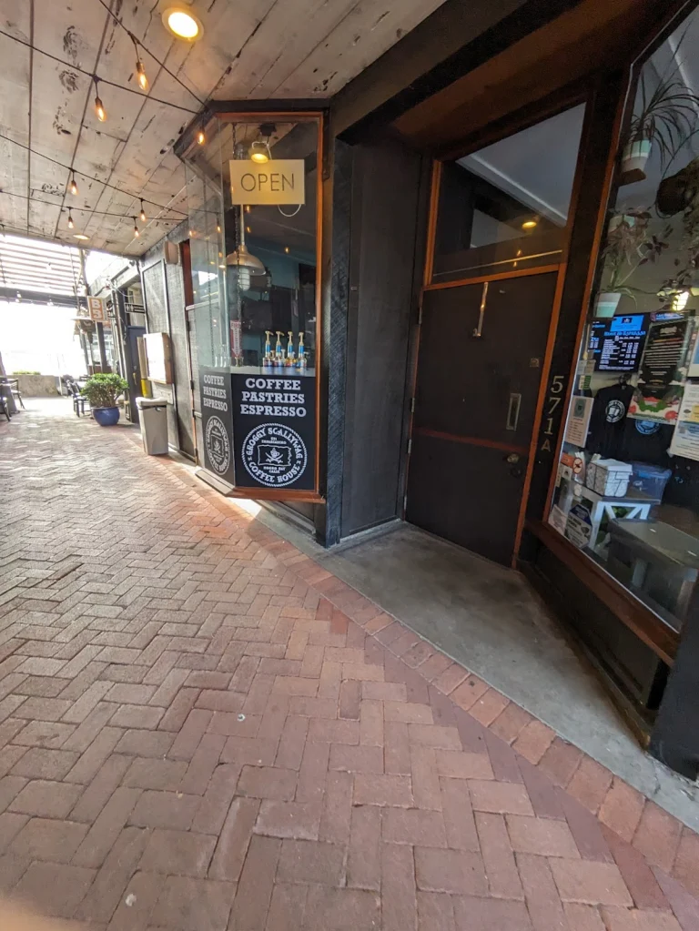 Coffee Cottage, a dog-friendly cabin rental in Morro Bay, California