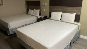 Colony Inn