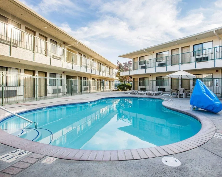 Comfort Inn Yosemite Area, Oakhurst