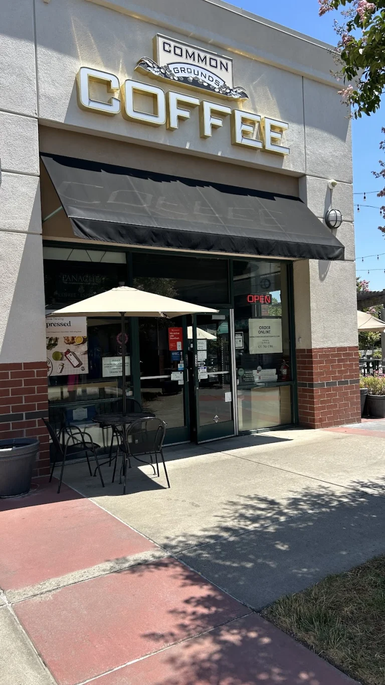 Common Grounds Coffee, Davis