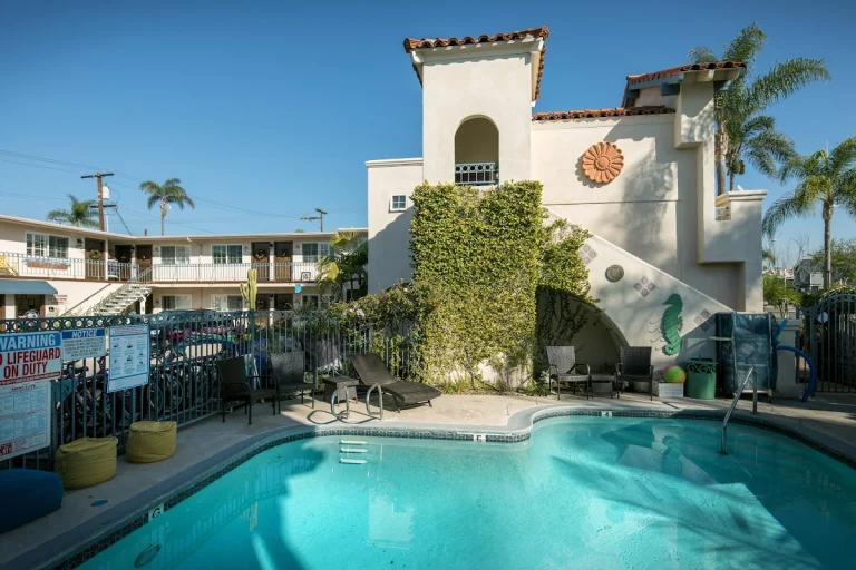 Crown City Inn & Bistro, Coronado