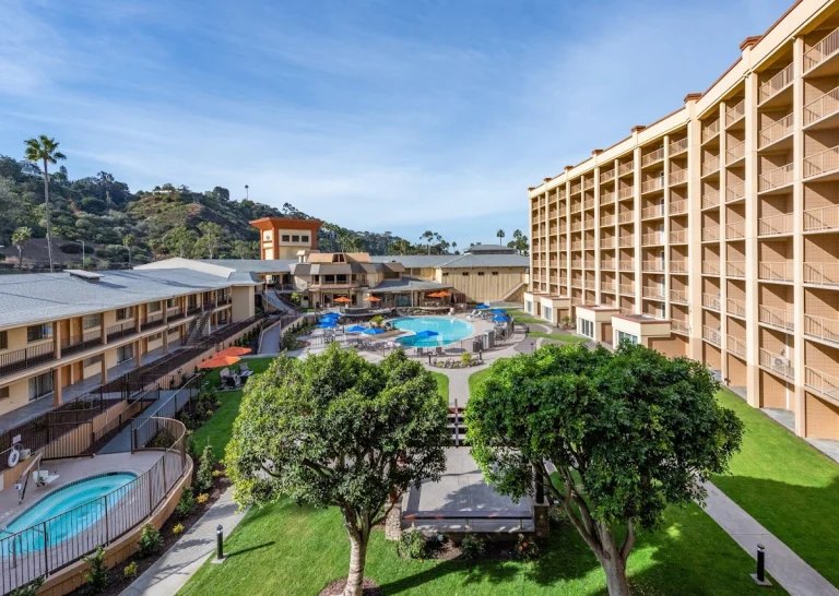 Crowne Plaza San Diego Mission, San Diego