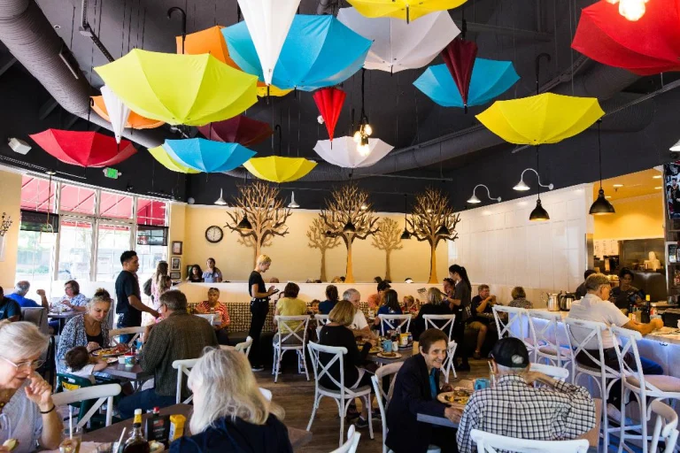 Crumbs Breakfast, Lunch, a dog-friendly restaurant in Danville, California