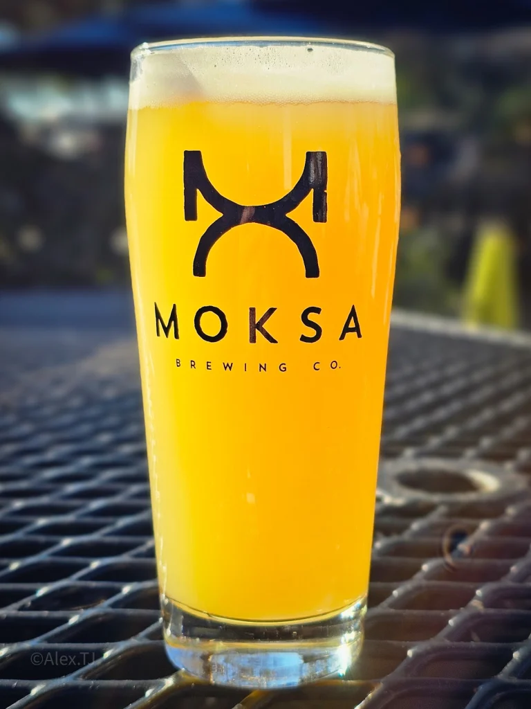 Dragas Brewing, a dog-friendly bar in Rocklin, California