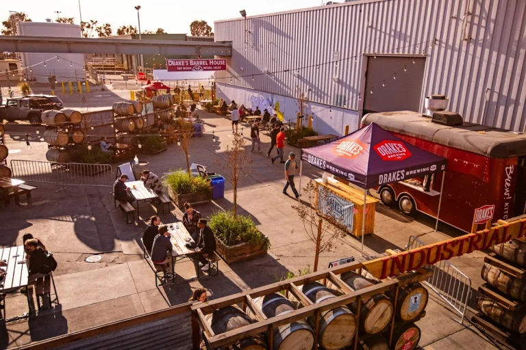 Drake's Barrel House, a dog-friendly bar in San Leandro, California