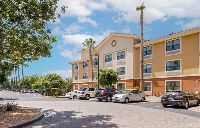 Extended Stay Los Angeles, a dog-friendly hotel in Simi Valley, California