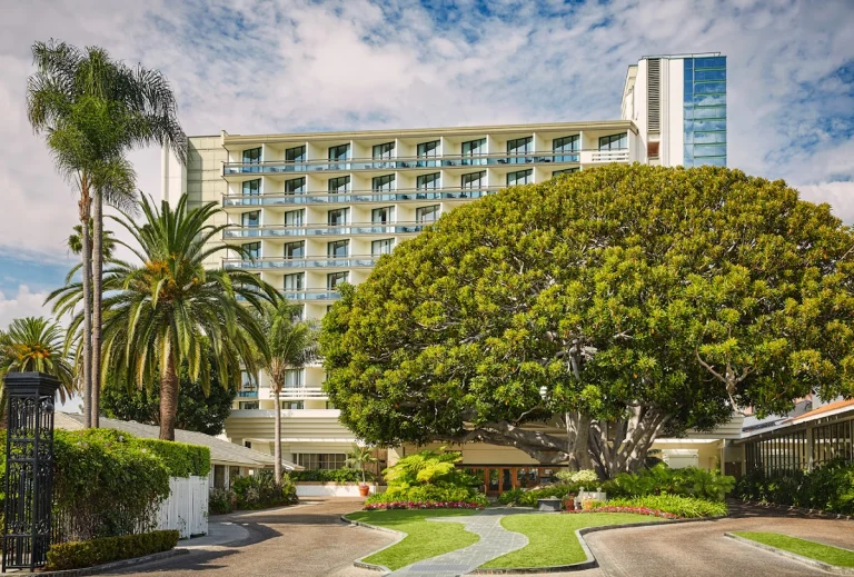 Fairmont Miramar Hotel