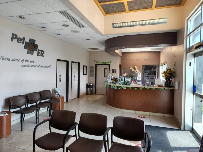 Fresno Pet Emergency, a dog-friendly veterinary clinic in Fresno, California