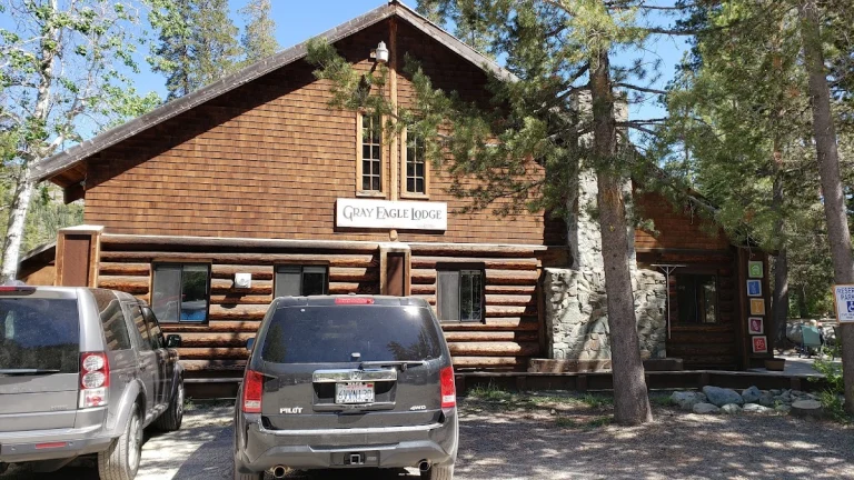 Gray Eagle Lodge, a dog-friendly restaurant in Blairsden-graeagle, California