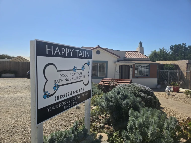 Happy Tails Kennel