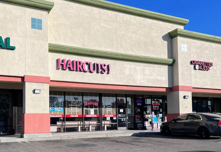 Heads and Tails, a dog-friendly dog grooming salon in Antioch, California