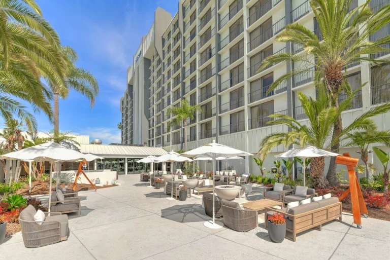 Hilton Irvine