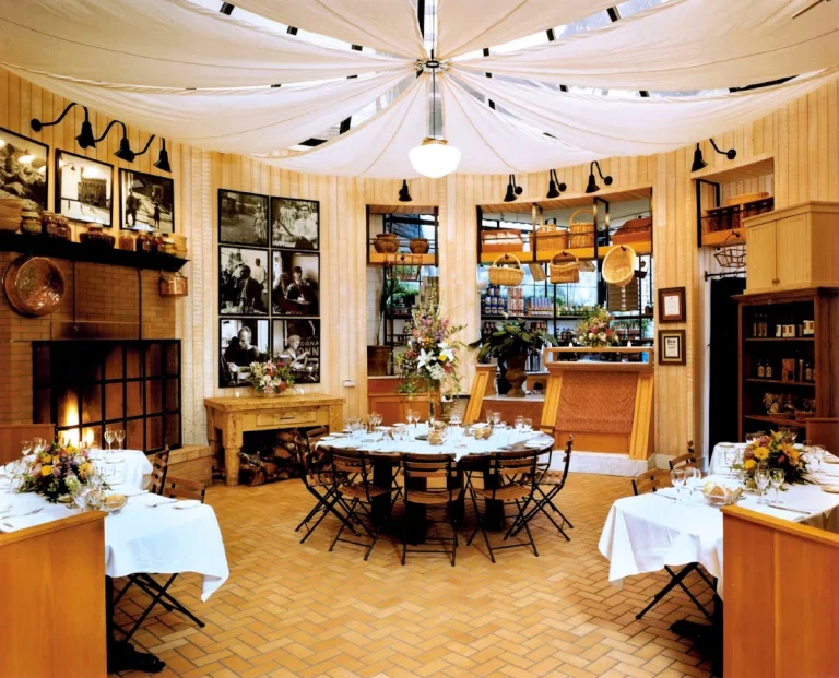 Il Fornaio, a dog-friendly restaurant in Carmel By The Sea, California