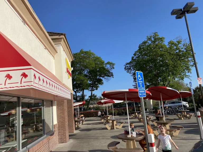 In-N-Out Burger Davis