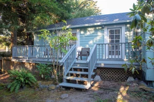 Inn at Schoolhouse Creek