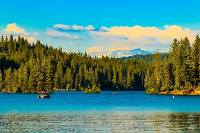 Jenkinson Lake, Pollock Pines