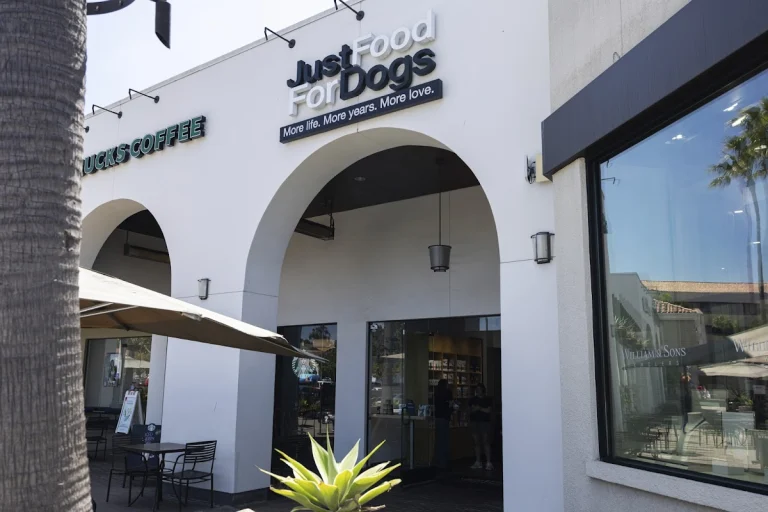 Just Food For Dogs Del, a dog-friendly pet supply store in San Diego, California